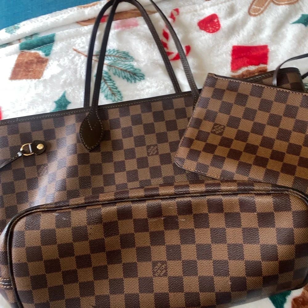Louis Vuitton Brown Checkered Tote and clutch purse - Picture 10 of 14